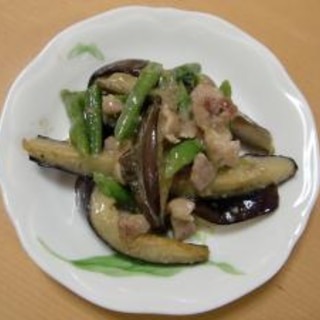 ナスとインゲンの胡麻みそ炒め